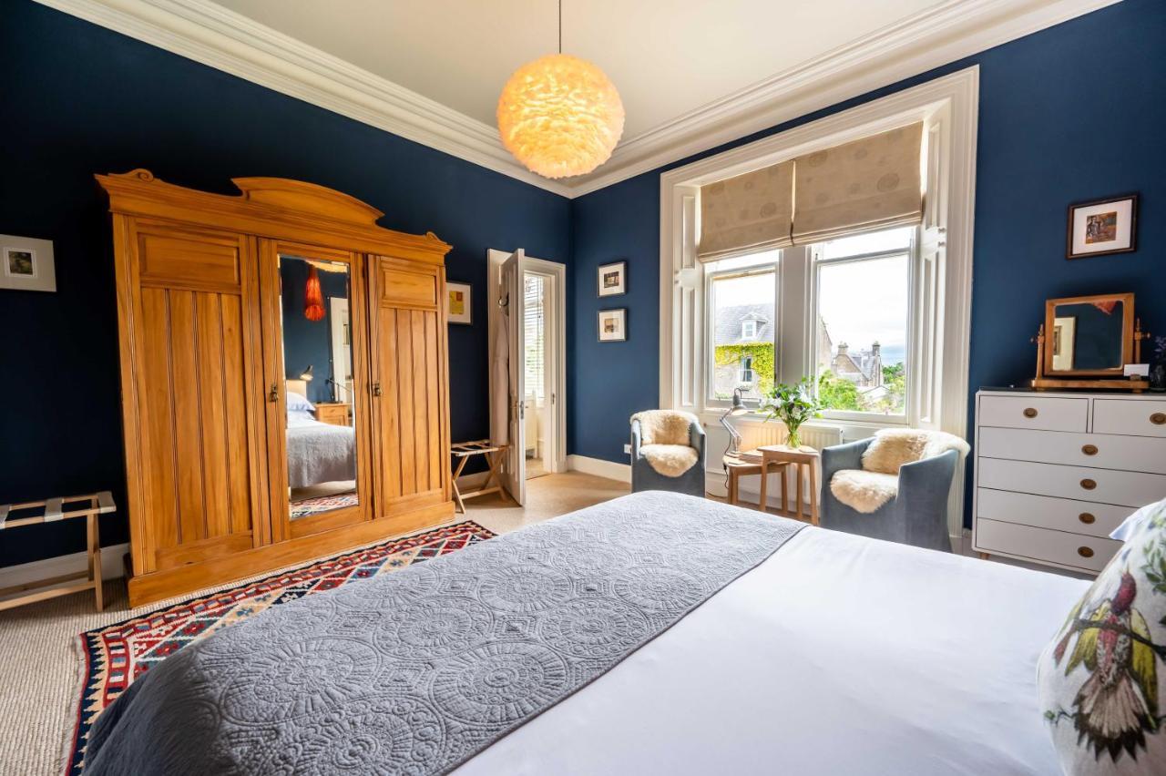 ネアン Washington House Bed & Breakfast エクステリア 写真