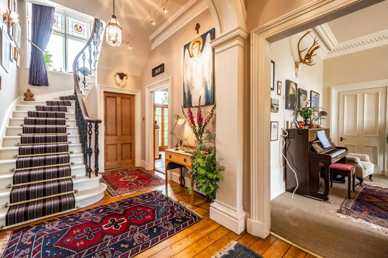 ネアン Washington House Bed & Breakfast エクステリア 写真