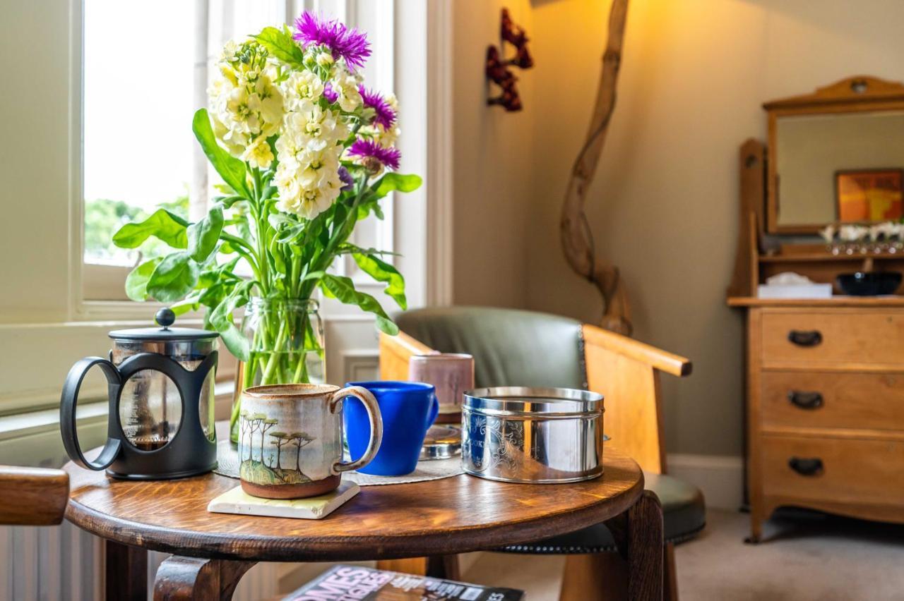 ネアン Washington House Bed & Breakfast エクステリア 写真