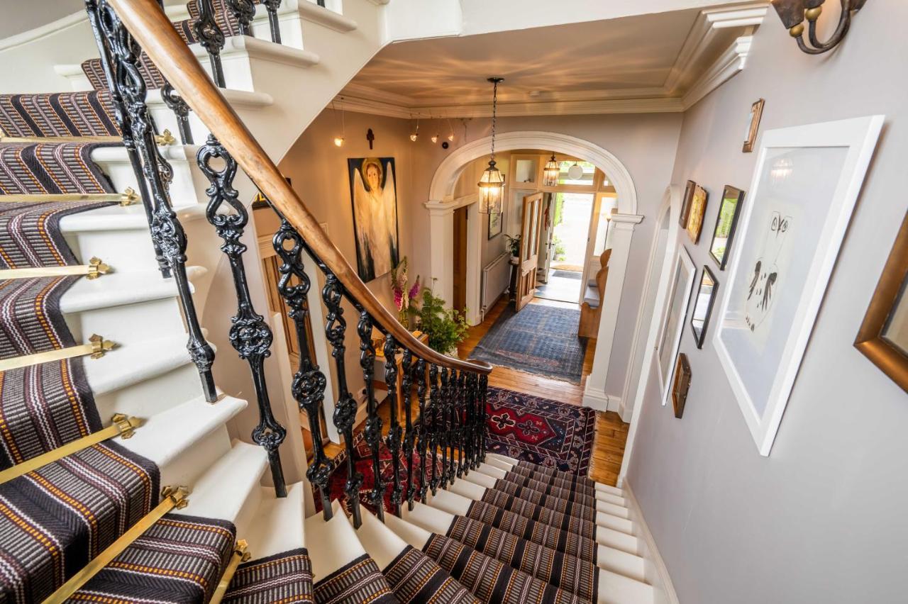 ネアン Washington House Bed & Breakfast エクステリア 写真