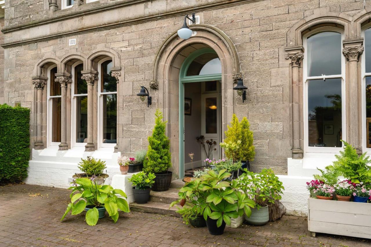 ネアン Washington House Bed & Breakfast エクステリア 写真