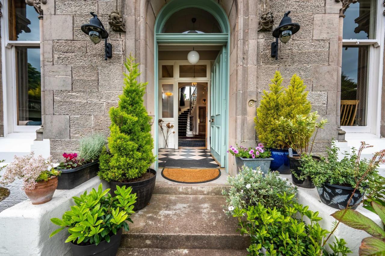 ネアン Washington House Bed & Breakfast エクステリア 写真